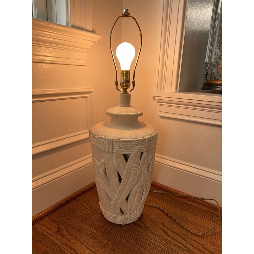 Vintage Pacific Coast Lighting 1999 Table Lamp Leaf Pattern 2 Circuit Switch